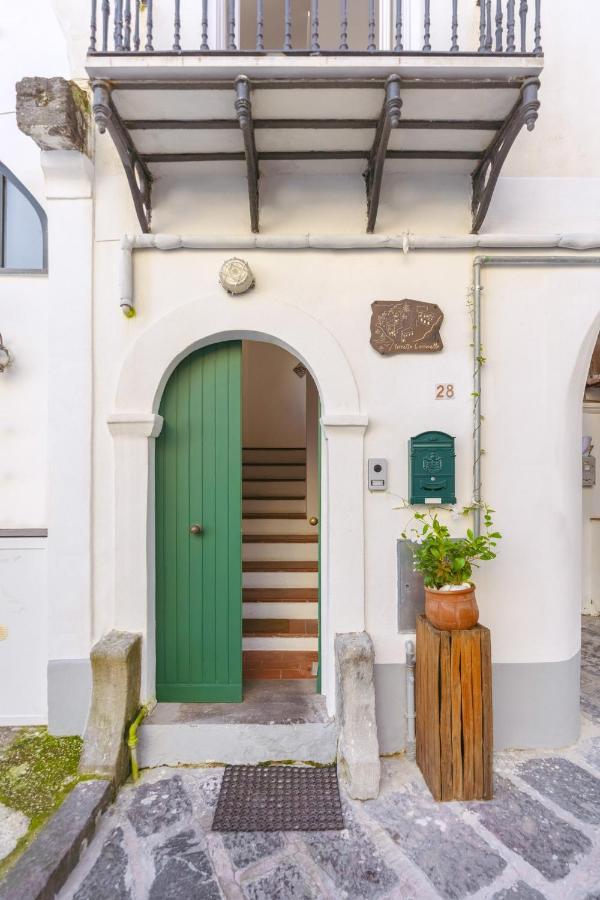 Torretta Corricella- Punta Serra Procida Eksteriør billede